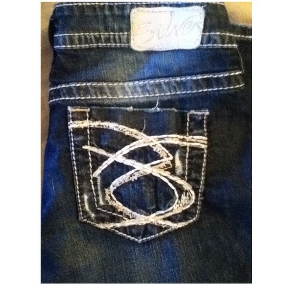 Silver Jeans - Picture 2 of 4