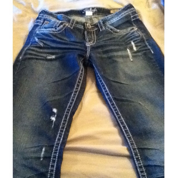 Silver Jeans - Picture 3 of 4