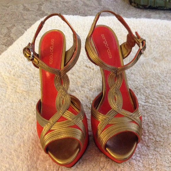 💯 Authentic Sergio Rossi heels