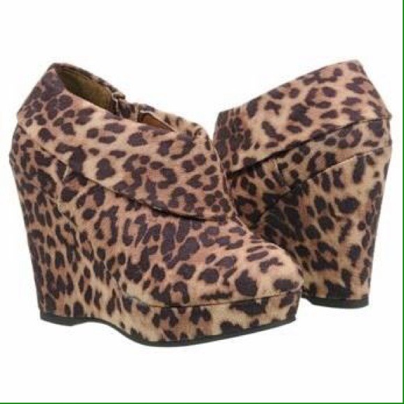 Leaping Madden Girl wedges