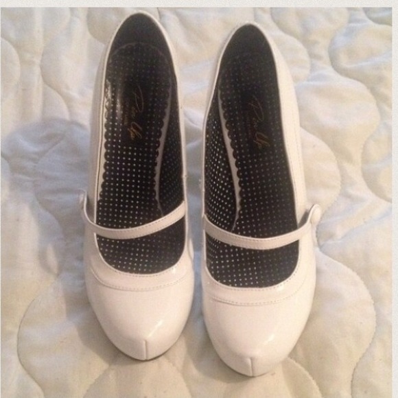 Pinup Couture Shoes - Hello Cutiepie! Mary Janes by Pinup Couture