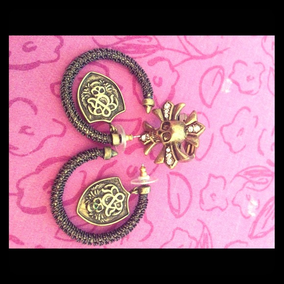 Earrings and ring set