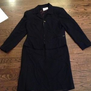 Kasper suit