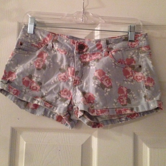 Floral denim shorts