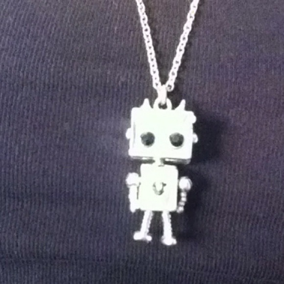Moving robot necklace