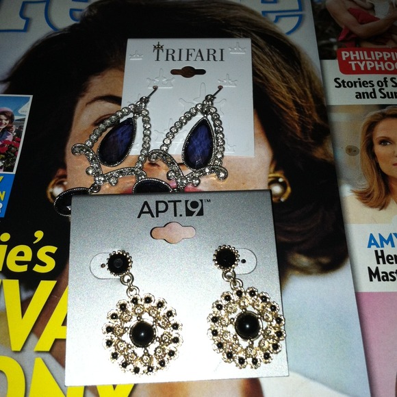 Fashion earrings