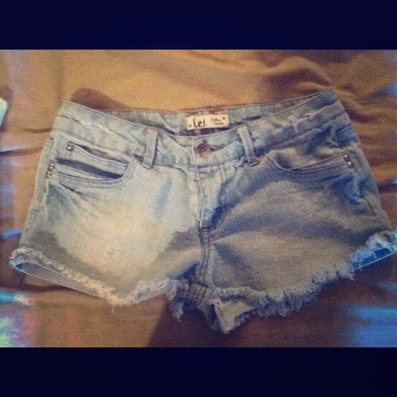 L.E.I Jean Shorts