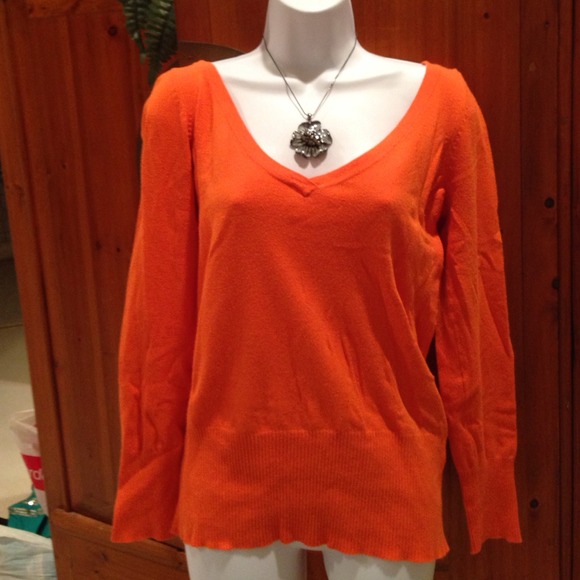 Orange V-neck Sweater-Large - Picture 2 of 2
