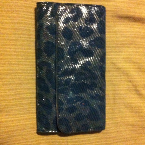 wallet - Picture 2 of 3