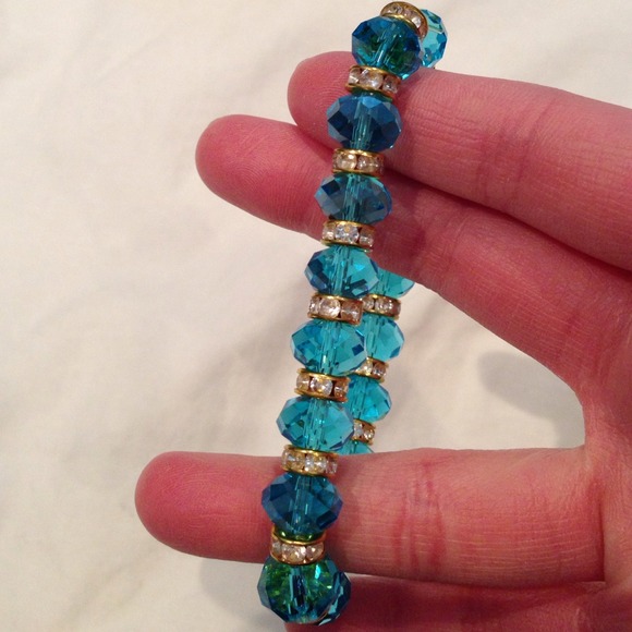 Cyan blue crystal bracelet
