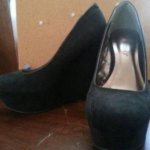 Black Suede Wedge Heels Size 6
