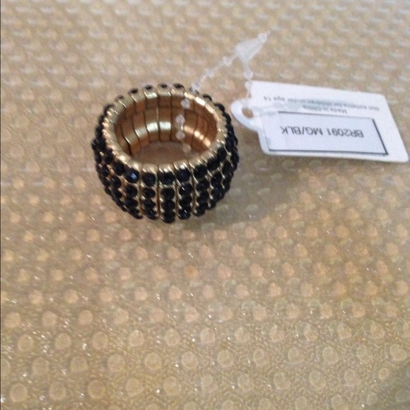 Ring - Picture 2 of 2