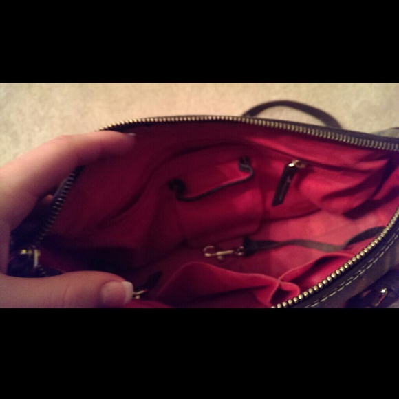 ***SOLD*** Dooney & Bourke purse ***SOLD*** - Picture 4 of 4