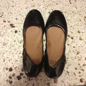 New without tags lucky brand flats