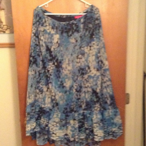 Long skirt. New