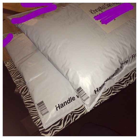 📮📫📦BUNDLE. Packaged&Shipped! - Picture 1 of 2
