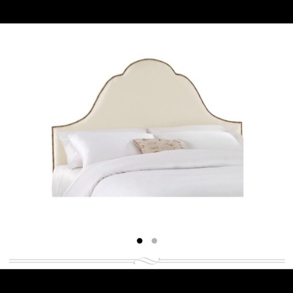 arched headboard