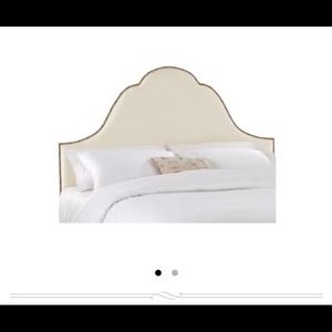 arched headboard