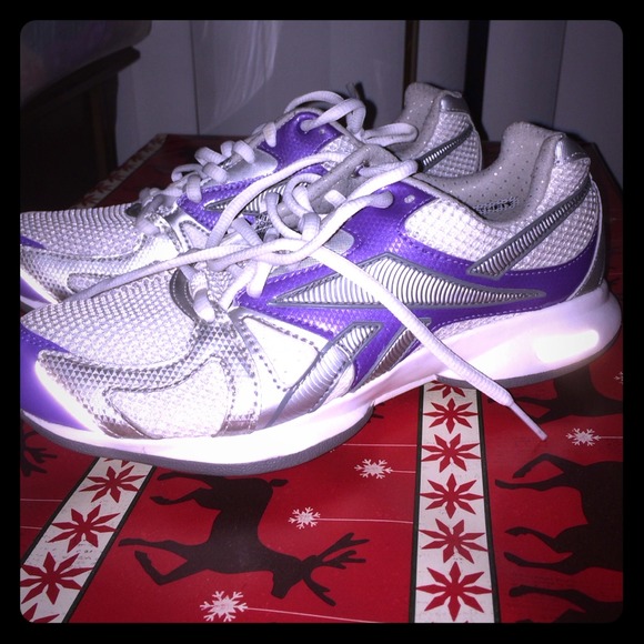 Reebok workout shoes 6