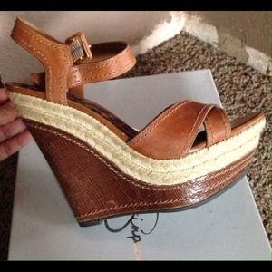 Jessica wedges