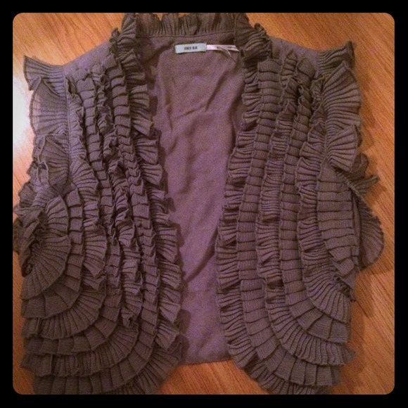 Ruffled vest!