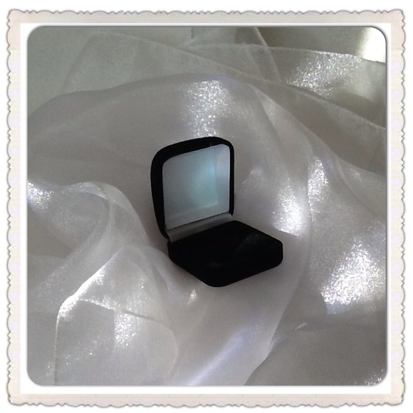 🌹SALE🌹Antique Style Turquoise Ring - Picture 2 of 4