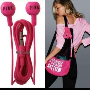PINK Earbuds & Backpack Bundle for dfashion2013