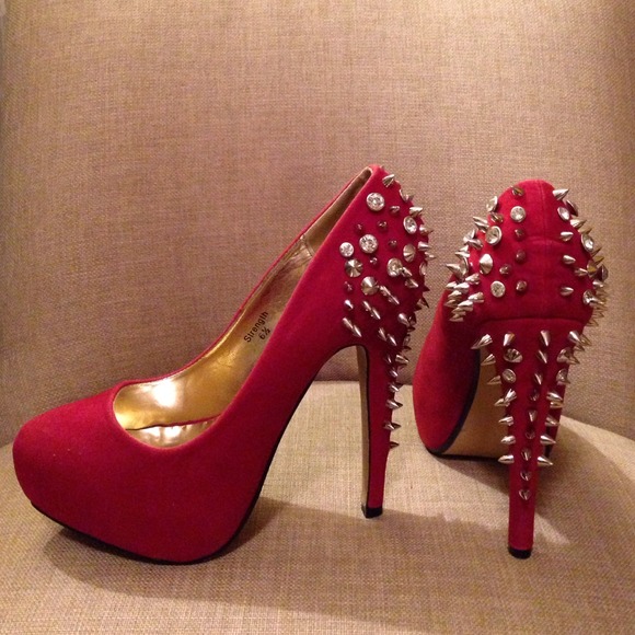 🚫SOLD🚫Henry Ferrera Womens-Spike-Embellishe