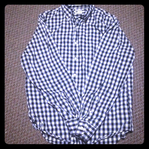 Sold in bundle!J Crew Black&white check shirt