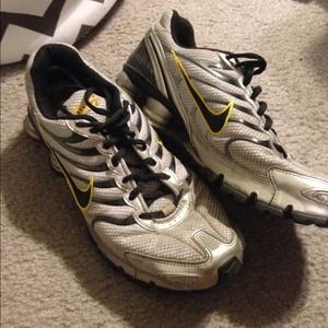 Men's nike shox