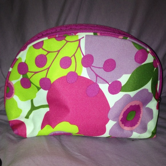 ❌SOLD in bundle❌CLINIQUE makeup bag