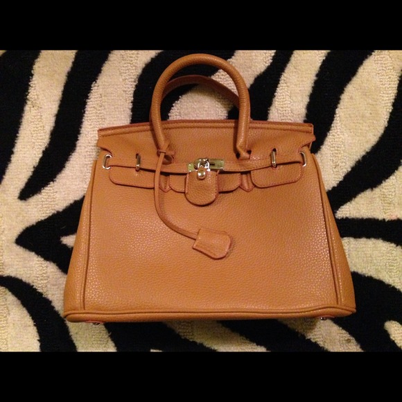 Tan Fashion Bag