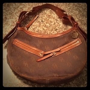 Dooney&Bourke Shoulder Bag