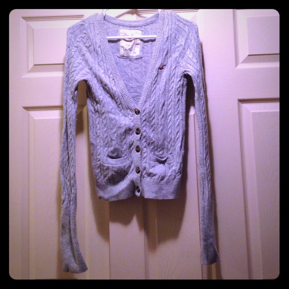 ⬇️lowered! Hollister long sleeve grey sweater