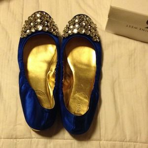 Blue bridal shoes