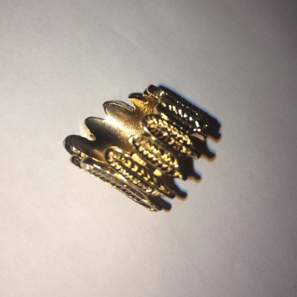 House of Harlow inspired Gold Feather Ring size 7 - Picture 3 of 3