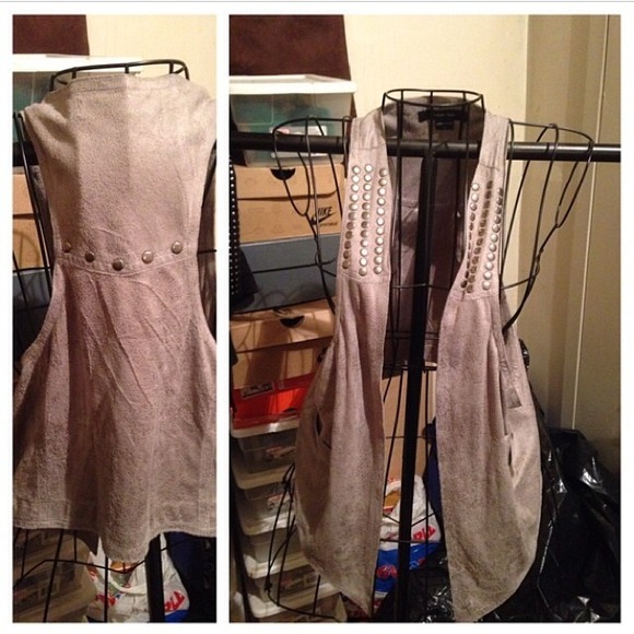 ‼️‼️sold‼️‼️Studded suede vest