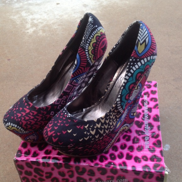 Tribal inspired platforms