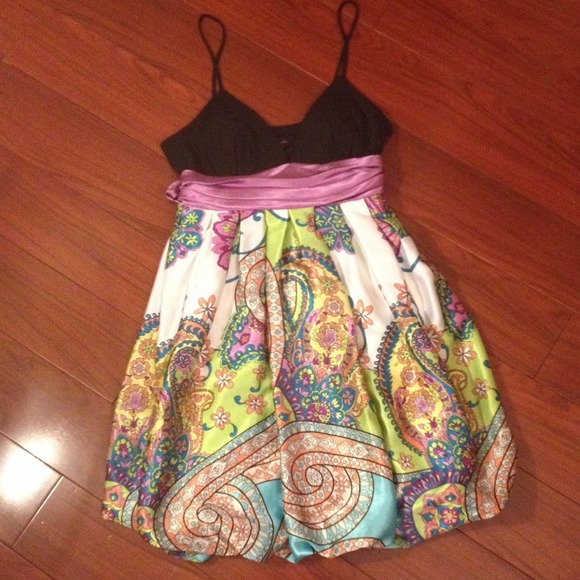 Dresses & Skirts - Beautiful dress🎀