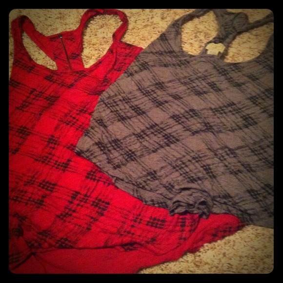 🎸Rockin tank bundle NWOT