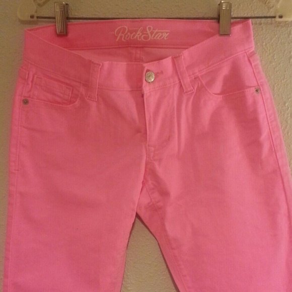 **Sold**HOT pink Old Navy Skinny Jeans
