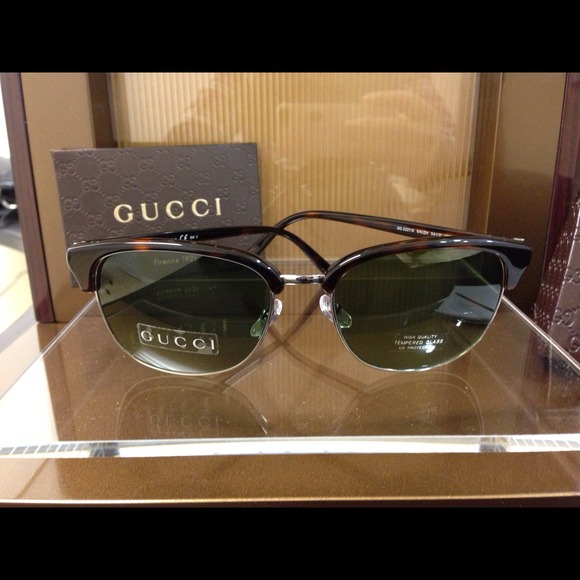Gucci 2227/S sunglasses Brand New