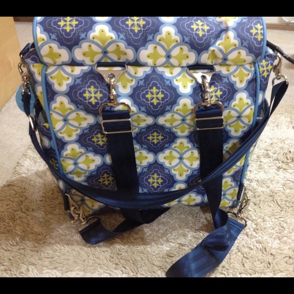 Petunia Pickle Bottom Boxy Diaper Backpack - Picture 2 of 4