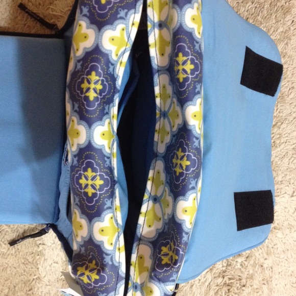 Petunia Pickle Bottom Boxy Diaper Backpack - Picture 3 of 4
