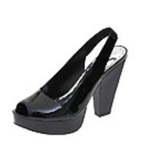 ❌SOLD❌BCBGirls Black Patent Leather Heel❌SOLD❌