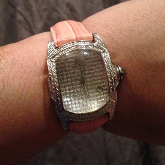Ladies techno master watch diamond chips - Picture 1 of 5