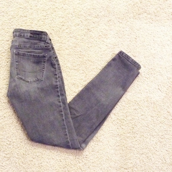 Grey Skinny Jeggings