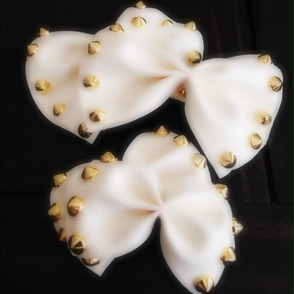 Spiked hair clips