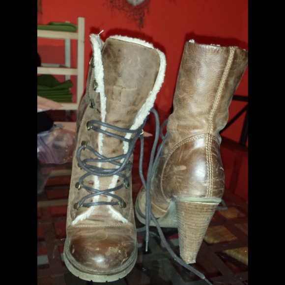 Sold - Picture 2 of 3