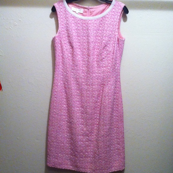 Escada V-DAY Perf dress suit 💕 - Picture 3 of 4